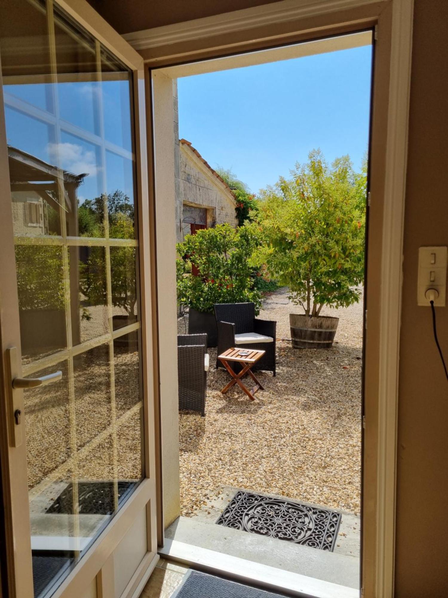Gites De Cognac Breville Экстерьер фото