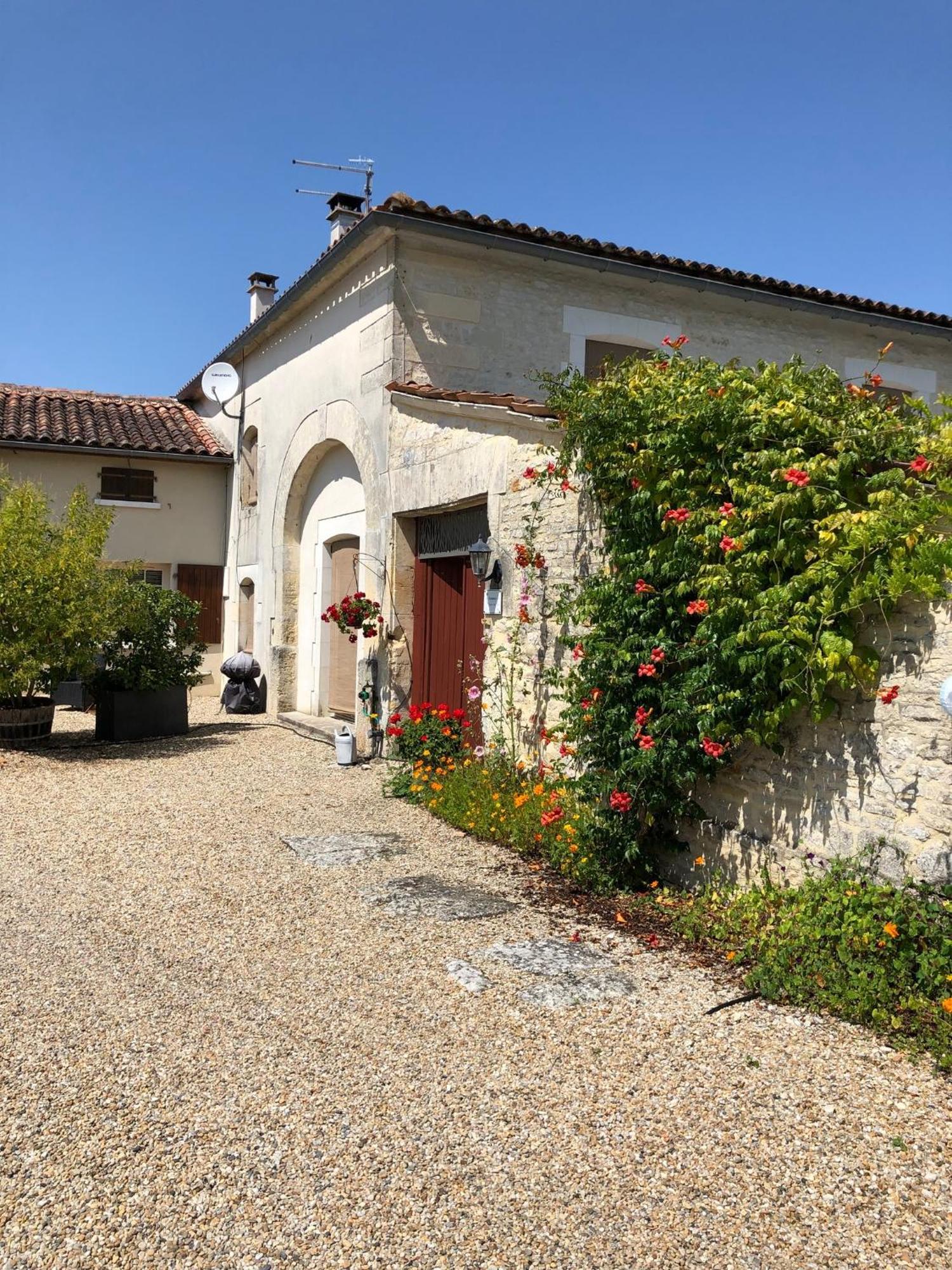 Gites De Cognac Breville Экстерьер фото
